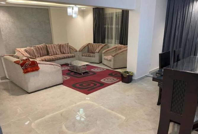 8403595 - Property Image 2