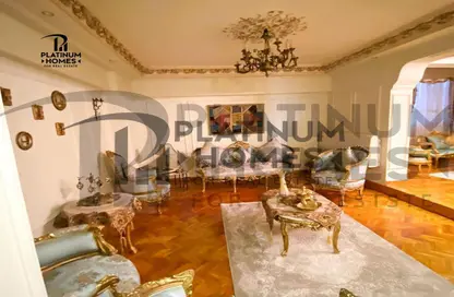 Apartment - 3 Bedrooms - 1 Bathroom for sale in Mahmoud Al Essawy St. - Sidi Beshr - Hay Awal El Montazah - Alexandria