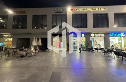 محل تجاري - استوديو - 1 حمام للايجار في محور جمال عبد الناصر - التجمع الثالث - مدينة القاهرة الجديدة - القاهرة
