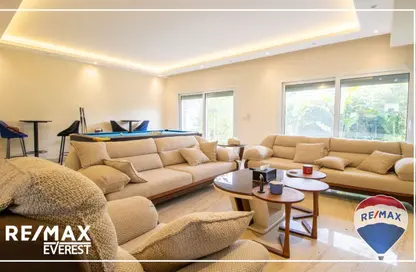 Townhouse - 3 Bedrooms - 3 Bathrooms for sale in Etapa - Sheikh Zayed Compounds - Sheikh Zayed City - Giza