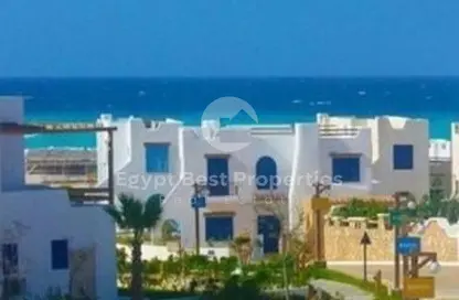 شاليه - 2 غرف نوم - 2 حمامات للبيع في ماونتن فيو راس الحكمة - راس الحكمة - الساحل الشمالي