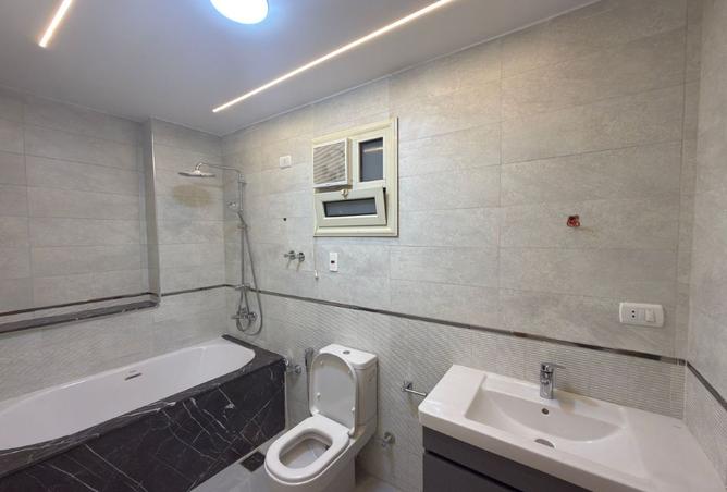 8166715 - Property Image 3