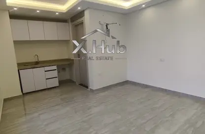 سطح - 1 حمام للايجار في ويستاون - كمبوندات الشيخ زايد - الشيخ زايد - الجيزة