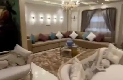 Apartment - 3 Bedrooms - 2 Bathrooms for sale in Saeed Zakaria St. - Al Sefarat District - Nasr City - Cairo