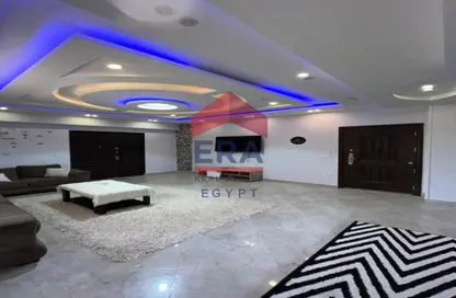 دوبلكس - 5 غرف نوم - 3 حمامات للايجار في شارع البستان - الحي التاسع - الشيخ زايد - الجيزة