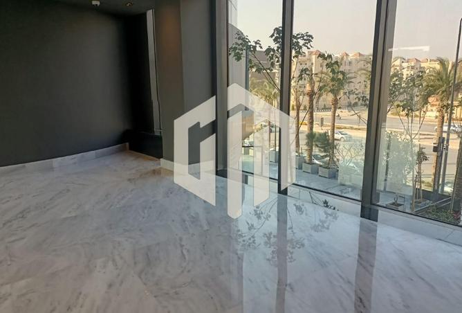 8242721 - Property Image 2