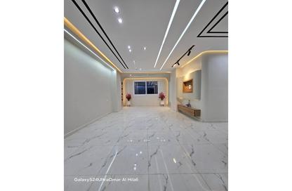 Apartment - 3 Bedrooms - 2 Bathrooms for sale in Gate 3 old - Khafre - Hadayek El Ahram - Giza