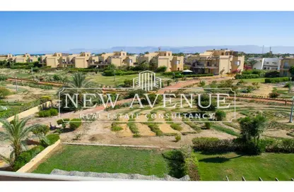 فيلا - 4 غرف نوم - 5 حمامات للبيع في العين باي - العين السخنة - السويس