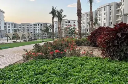 Apartment - 2 Bedrooms - 2 Bathrooms for sale in Hyde Park - 5th Settlement Compounds - The 5th Settlement - New Cairo City - Cairo