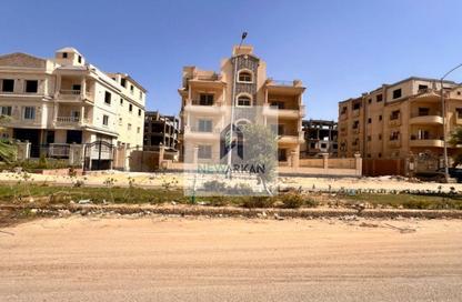 Apartment - 3 Bedrooms - 2 Bathrooms for sale in October Plaza - 6 October Compounds - 6 October City - Giza