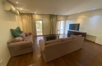 شقة - 3 غرف نوم - 2 حمامات للايجار في شارع الشويفات - الحي الاول - التجمع الخامس - مدينة القاهرة الجديدة - القاهرة