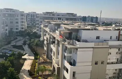 Apartment - 2 Bedrooms - 3 Bathrooms for sale in Hyde Park - New Cairo City - Cairo