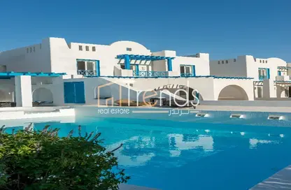 Chalet - 3 Bedrooms - 2 Bathrooms for sale in Mountain View - Ras Al Hekma - North Coast