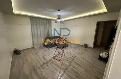 (بنتهاوس  (روف - 3 غرف نوم - 2 حمامات للبيع في الاشرفية - المستثمرين الشمالية - مدينة القاهرة الجديدة - القاهرة