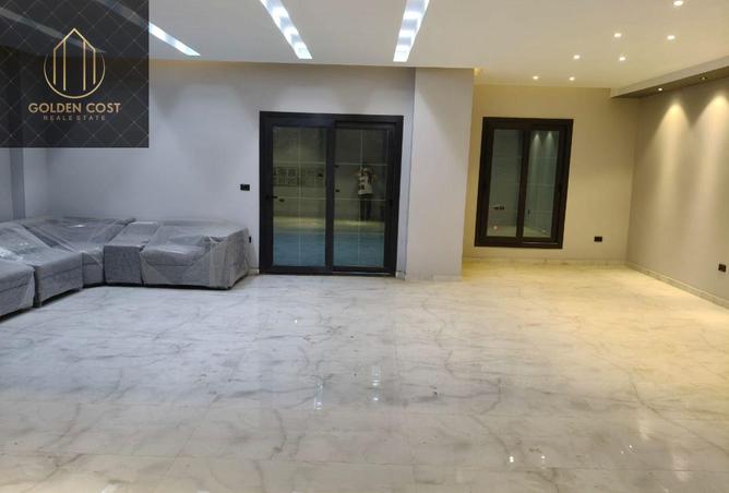 8220894 - Property Main Image