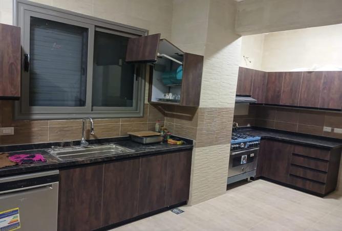 8092908 - Property Image 2