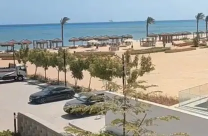 شاليه - 2 غرف نوم - 2 حمامات للبيع في سانتا كلوز - العين السخنة - السويس