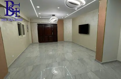 Apartment - 3 Bedrooms - 3 Bathrooms for sale in 11th District - Sheikh Zayed City - Giza