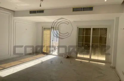 فيلا - 4 غرف نوم - 4 حمامات للايجار في ليان ريزيدنس - كمبوندات التجمع الخامس - التجمع الخامس - مدينة القاهرة الجديدة - القاهرة