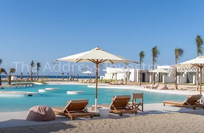 Chalet - 3 Bedrooms - 3 Bathrooms for sale in Salt - Ras Al Hekma - North Coast