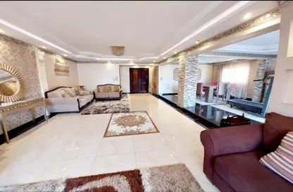 Apartment - 3 Bedrooms - 2 Bathrooms for sale in Abou Dawoud Al Zahery St. - 6th Zone - Nasr City - Cairo
