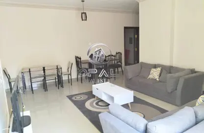شقة - 2 غرف نوم - 2 حمامات للايجار في 6 ويست - بيفرلي هيلز - كمبوندات الشيخ زايد - الشيخ زايد - الجيزة