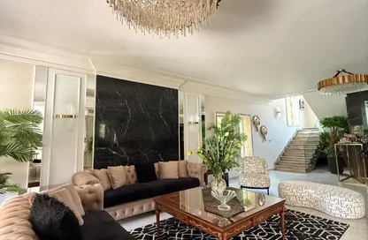 فيلا - 5 غرف نوم - 5 حمامات للايجار في مدينتي - القاهرة