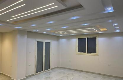 Apartment - 3 Bedrooms - 3 Bathrooms for sale in Al Hekma St. - Sheikh Zayed City - Giza