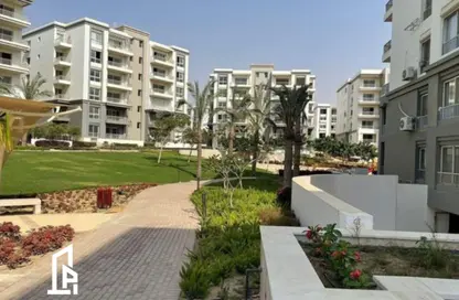 Apartment - 3 Bedrooms - 3 Bathrooms for sale in Hyde Park - 5th Settlement Compounds - The 5th Settlement - New Cairo City - Cairo