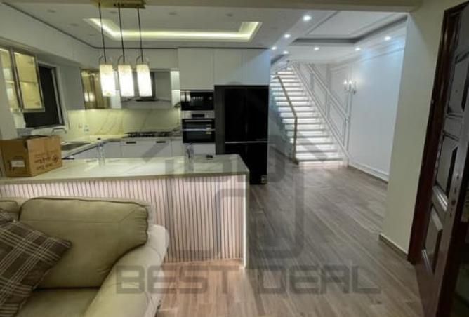 8191695 - Property Image 2