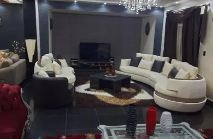 دوبلكس - 5 غرف نوم - 3 حمامات للبيع في شارع علي شعراوي - النرجس 5 - النرجس - مدينة القاهرة الجديدة - القاهرة