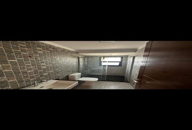 8188897 - Property Image 2