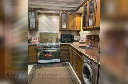 شقة - 3 غرف نوم - 3 حمامات للايجار في ميدان سموحة - سموحة - حي شرق - الاسكندرية