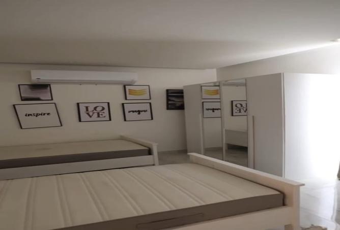 8180618 - Property Image 2