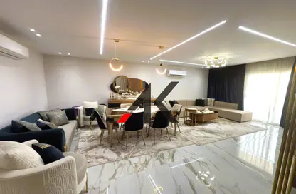 Apartment - 2 Bedrooms - 2 Bathrooms for sale in Hyde Park - 5th Settlement Compounds - The 5th Settlement - New Cairo City - Cairo