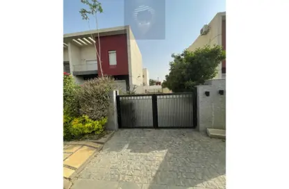 فيلا - 3 غرف نوم - 3 حمامات للبيع في پريڤادو - مدينتي - القاهرة