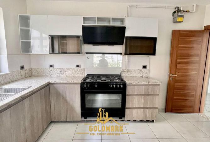 8197638 - Property Image 3