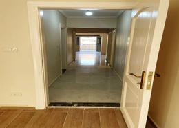 Apartment - 3 bedrooms - 2 bathrooms for للبيع in Zaker Hussein St. - Al Hadiqah Al Dawliyah - 7th District - Nasr City - Cairo