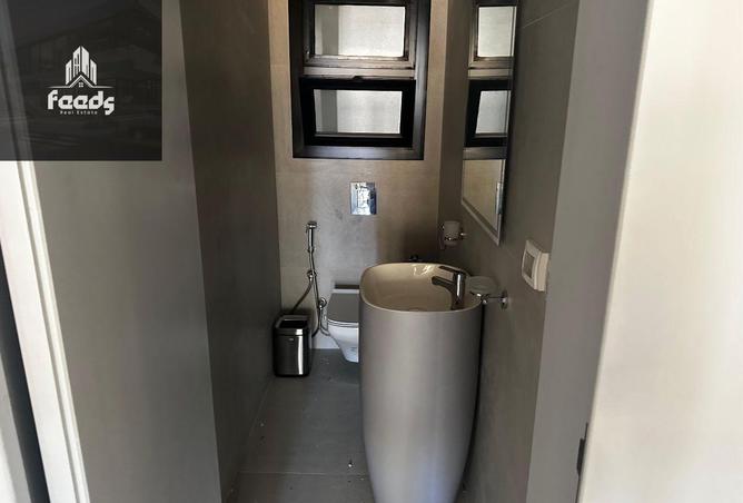 8062465 - Property Image 2
