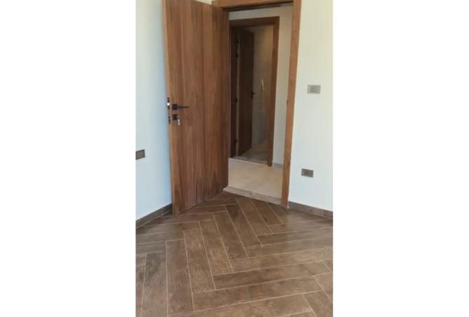 8342884 - صورة العقار 2