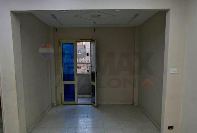 8493383 - Property Image 2