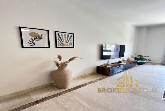8112144 - Property Image 2