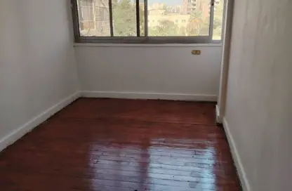 شقة - 2 غرف نوم - 1 حمام للايجار في شارع الميرغني - ارض الجولف - مصر الجديدة - القاهرة