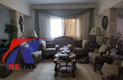 Apartment - 3 Bedrooms - 2 Bathrooms for sale in Dr Hassan Al Sherif St. - 8th Zone - Nasr City - Cairo