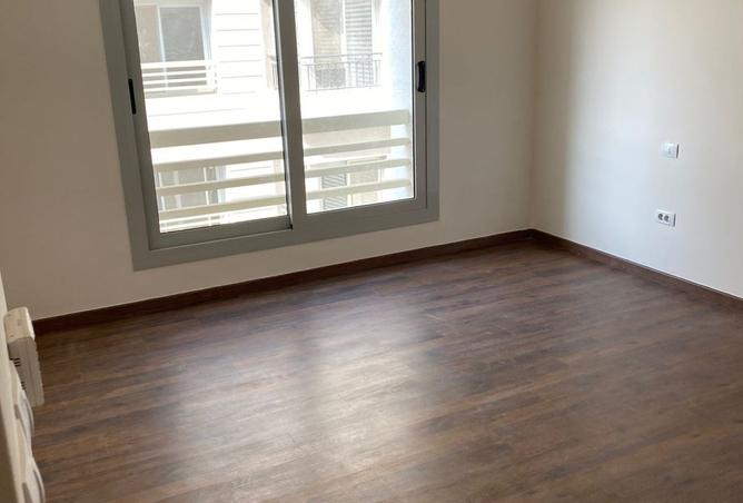8003759 - Property Image 3