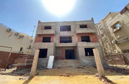 Apartment - 4 Bedrooms - 5 Bathrooms for sale in West Golf - El Katameya Compounds - El Katameya - New Cairo City - Cairo