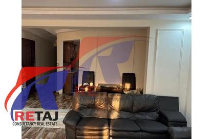 Apartment - 3 Bedrooms - 2 Bathrooms for rent in Doctor Yassin Abdel Ghaffar St. - Area C - Ganoob El Acadimia - New Cairo City - Cairo