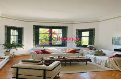 Apartment - 2 Bedrooms - 1 Bathroom for rent in Ahmed Heshmat St. - Zamalek - Cairo