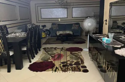 شقة - 3 غرف نوم - 3 حمامات للبيع في شارع الجبرتي - روكسي - مصر الجديدة - القاهرة