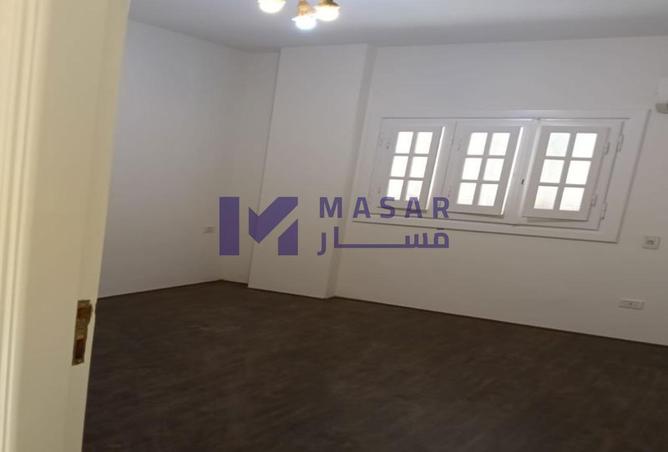 8266618 - Property Image 2